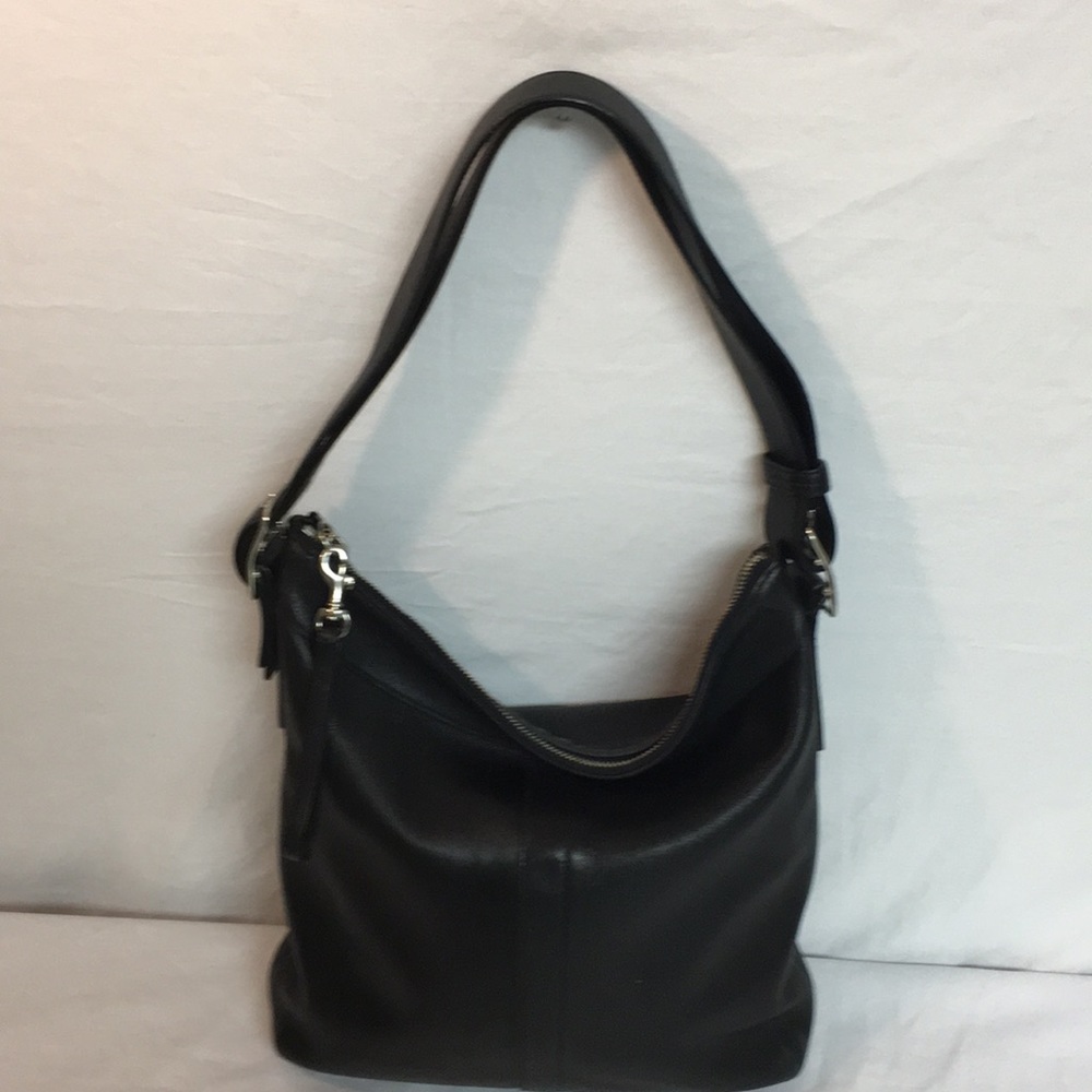 Coach Authentic Duffle Black Leather Medium Bag